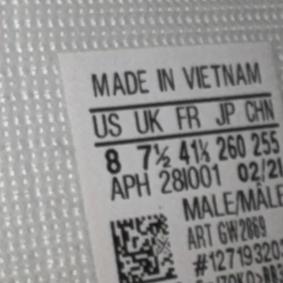 Yeezy Boost 350 V2 Mono Ice - Picture 4 of 5